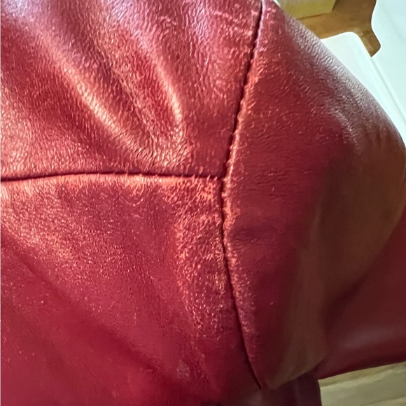 Dark red Kenneth Cole Reaction leather jacket. - Picture 4 of 6